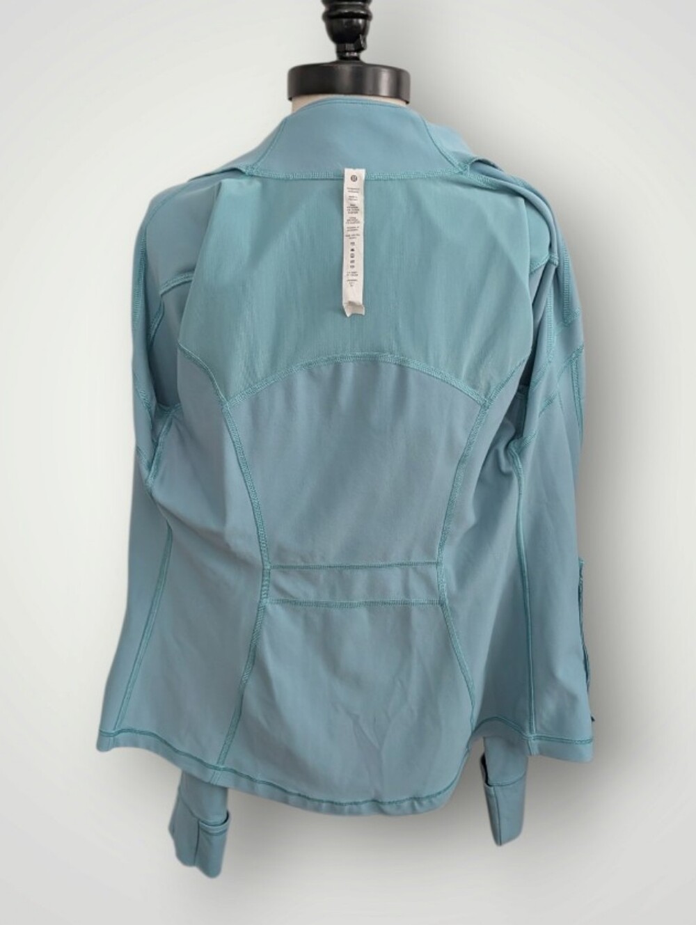 Lululemon Define Women's Jacket - Picture 8 of 12